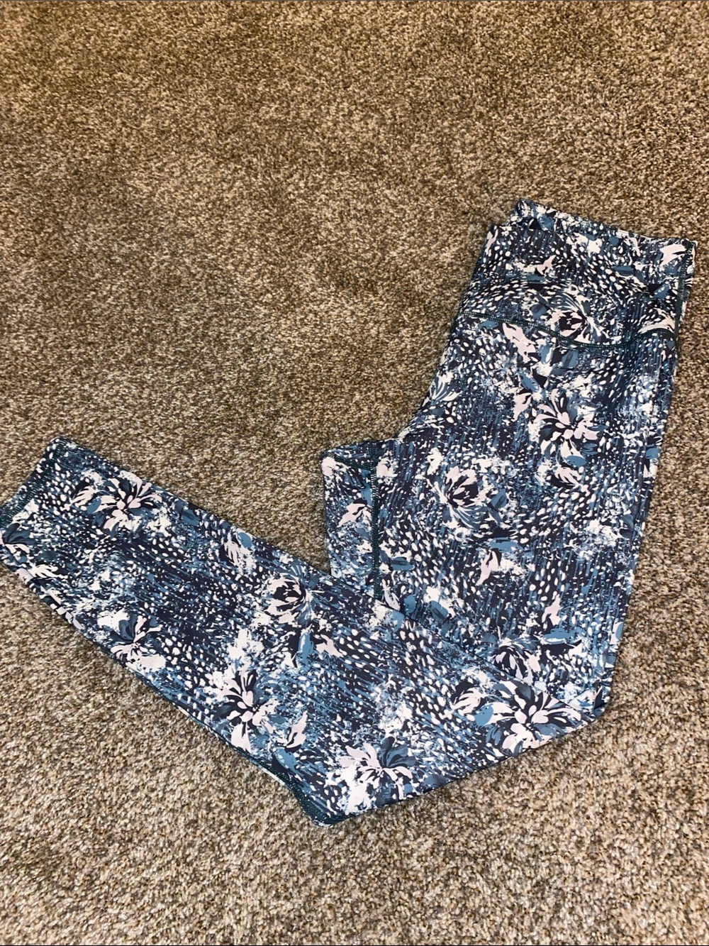 Women’s Large GAIAM Floral-Print High-Rise Leggings in Teal and White